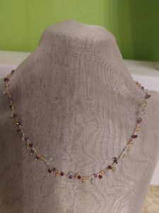 925 Silberkettchen mit bunten Naturstein Kugeln dazischen und als Anhänger